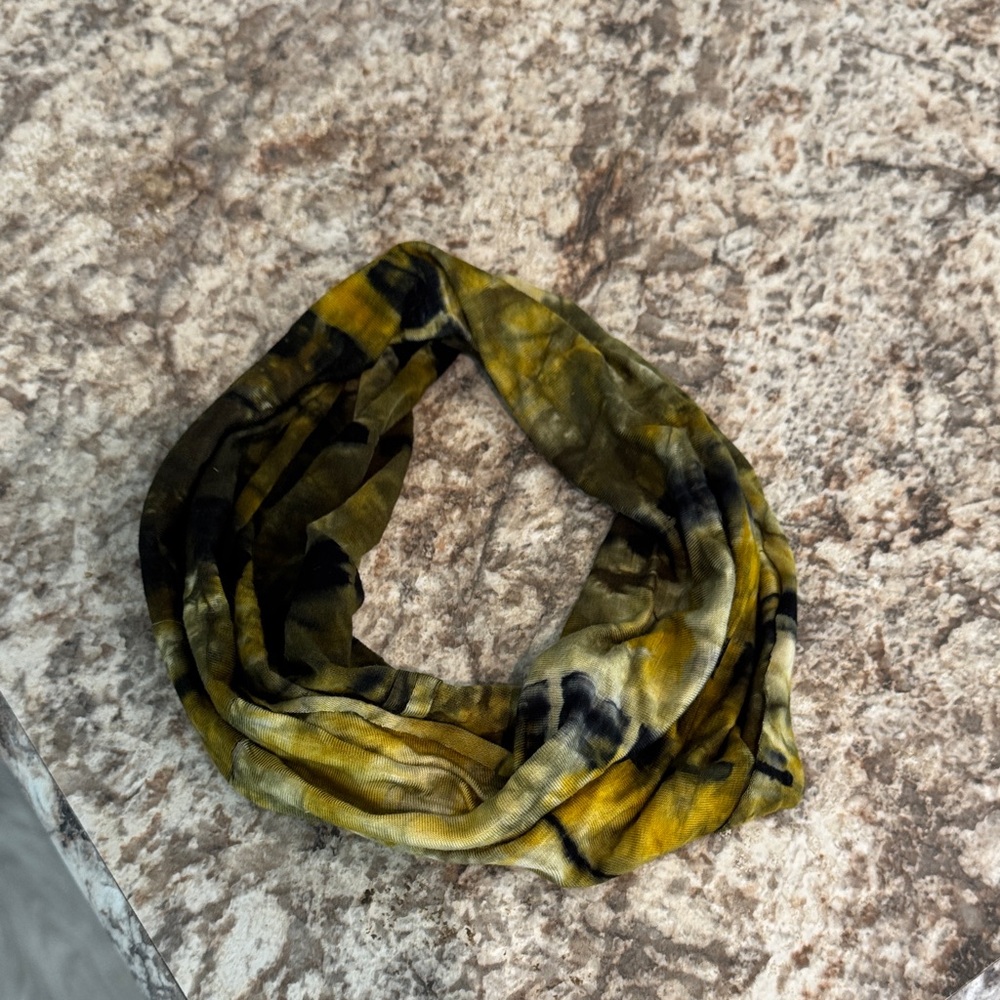 Elegant Olive and Black Women's Scarf